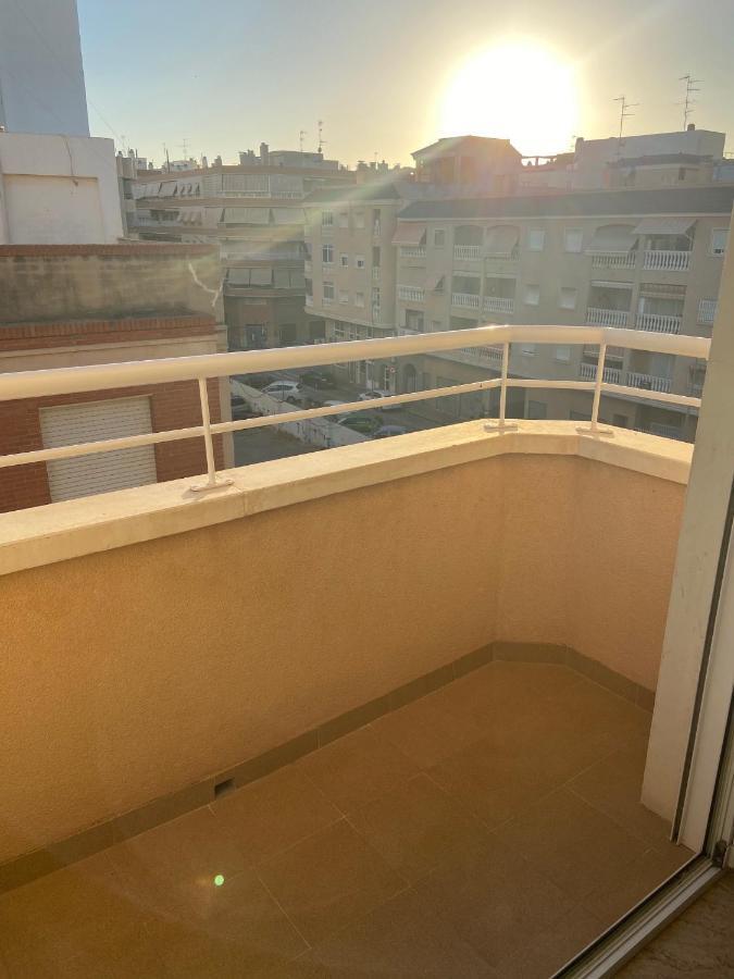 Centrico Apartamento Con Todo A Estrenar En La Playa Санта Пола Екстериор снимка