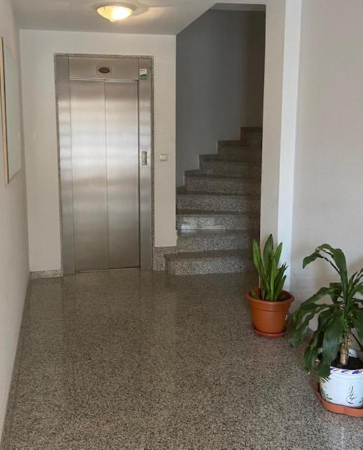 Centrico Apartamento Con Todo A Estrenar En La Playa Санта Пола Екстериор снимка